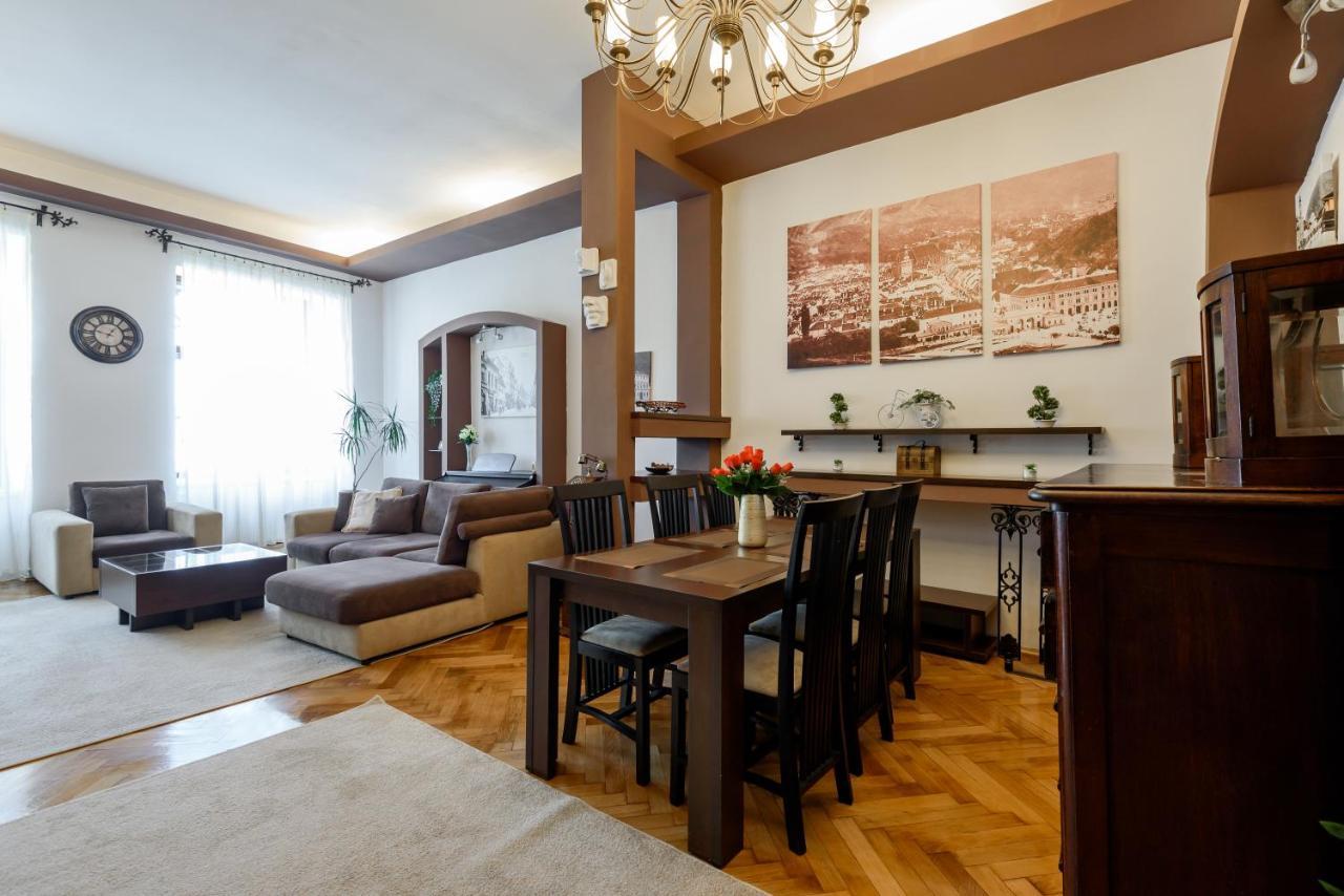 Old Town Story House Apartment Brasov Exterior photo